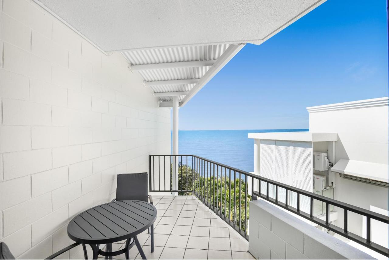Amaroo At Trinity Aparthotel Trinity Beach Exterior photo