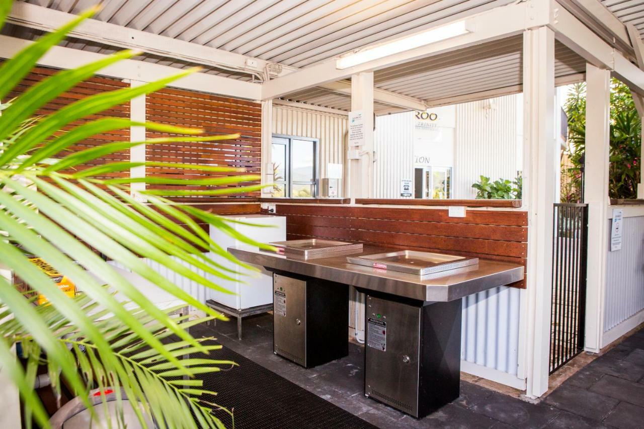 Amaroo At Trinity Aparthotel Trinity Beach Exterior photo